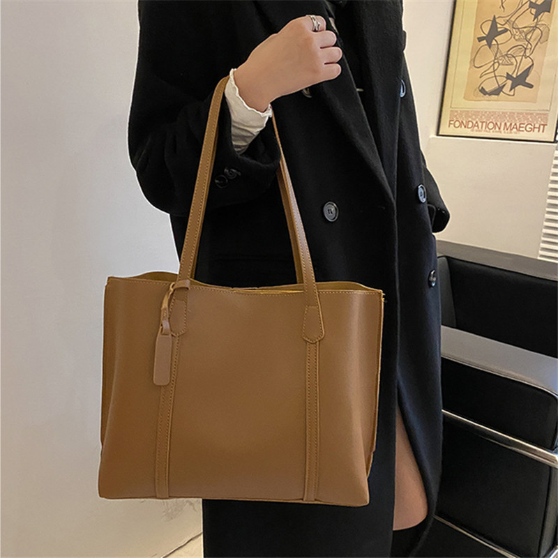 حقيبة يد كلاسيكية سوداء من الج - مراجعة Leather Work Bag Women وسعره